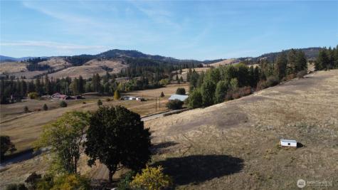 640 Highland Loop Road Kettle Falls WA 99141