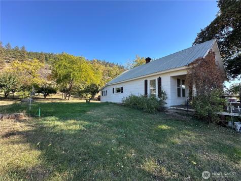 640 Highland Loop Road Kettle Falls WA 99141