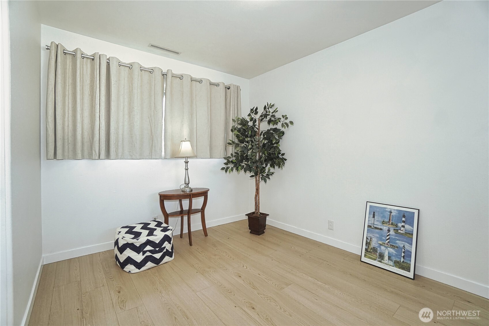 10746 63rd Avenue S Seattle WA 98178