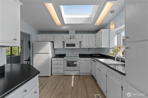 1306 Glacier Place Wenatchee WA 98801