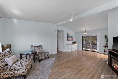 1306 Glacier Place Wenatchee WA 98801