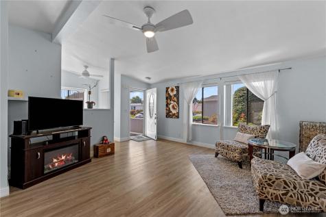 1306 Glacier Place Wenatchee WA 98801