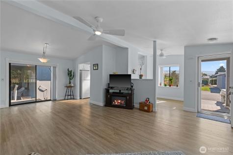 1306 Glacier Place Wenatchee WA 98801