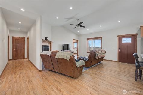20746 NE Rd D.5 Soap Lake WA 98851