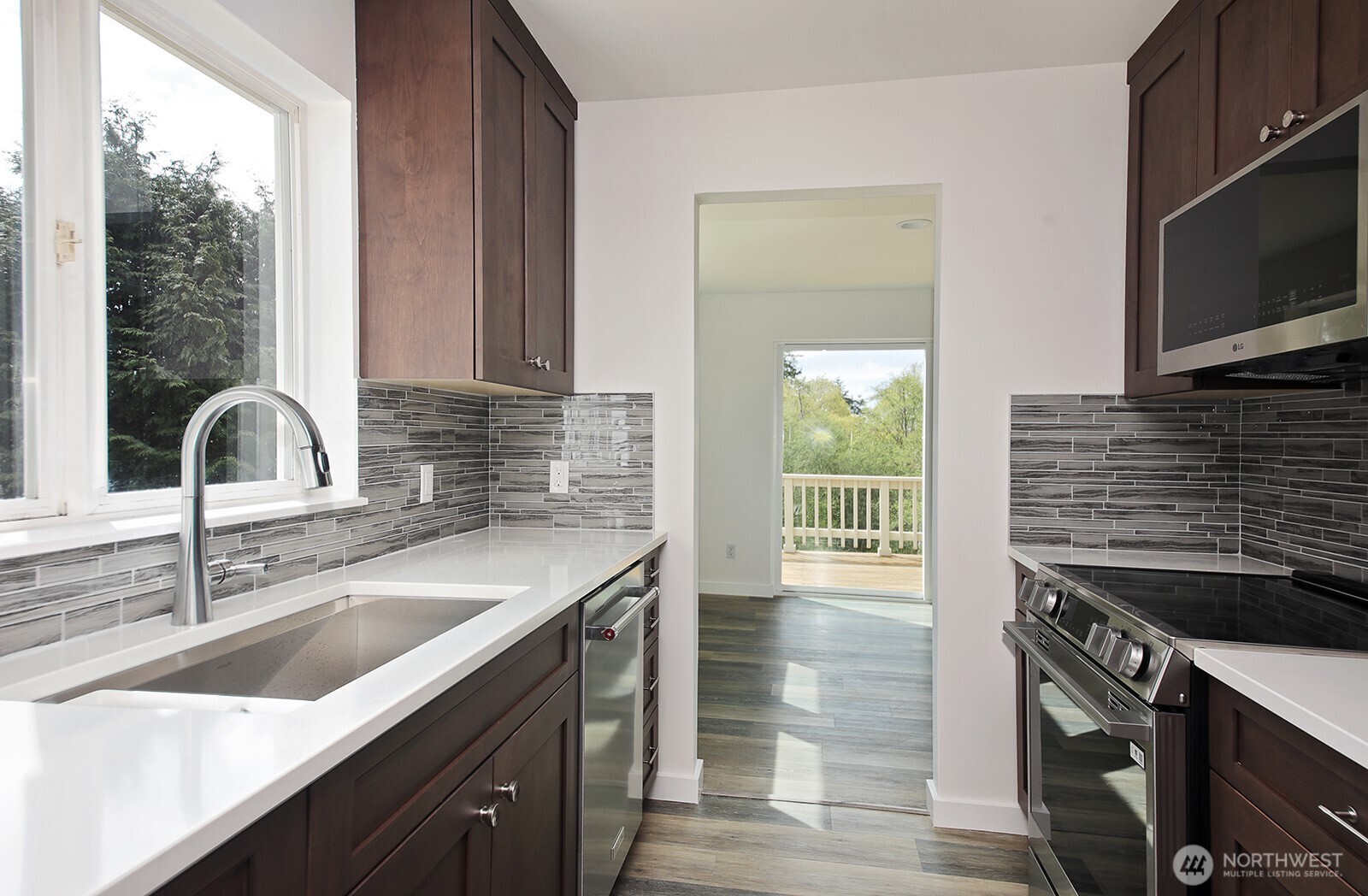 3760 Periwinkle Road Clinton WA 98236