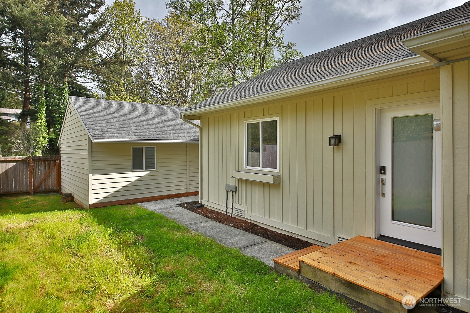 3760 Periwinkle Road Clinton WA 98236