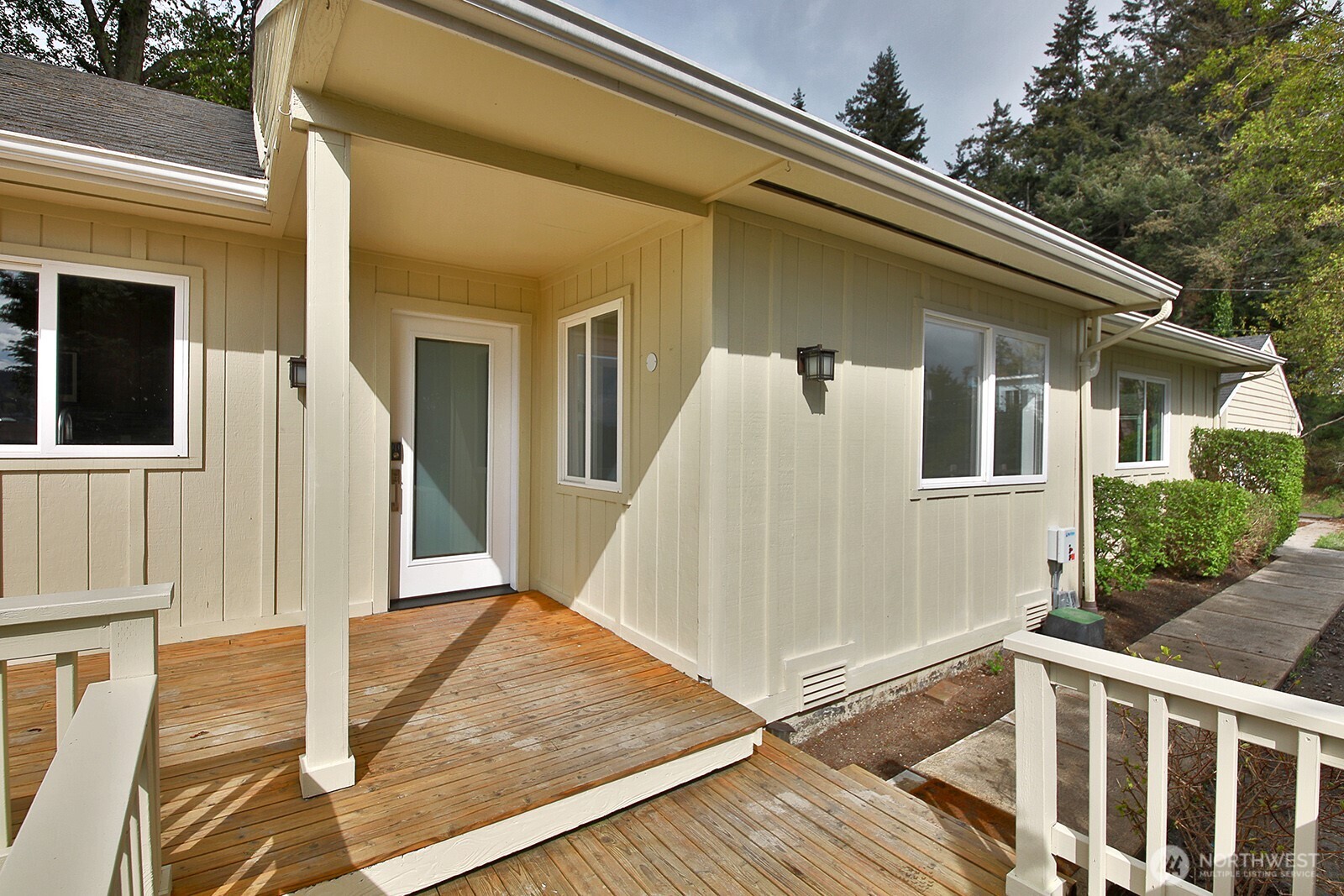 3760 Periwinkle Road Clinton WA 98236