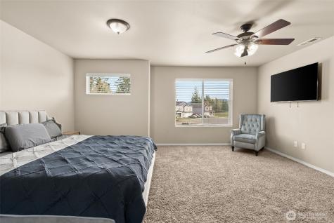 114 Lillian Lane SE Rainier WA 98576
