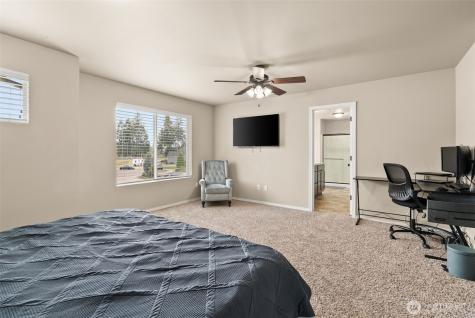 114 Lillian Lane SE Rainier WA 98576