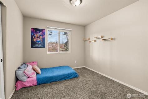 114 Lillian Lane SE Rainier WA 98576