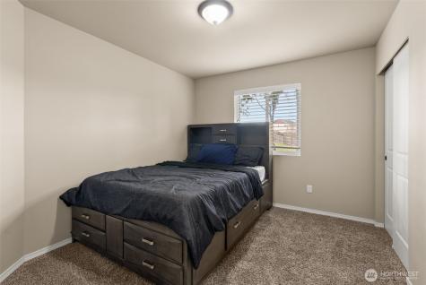 114 Lillian Lane SE Rainier WA 98576