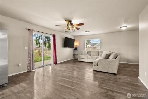 114 Lillian Lane SE Rainier WA 98576