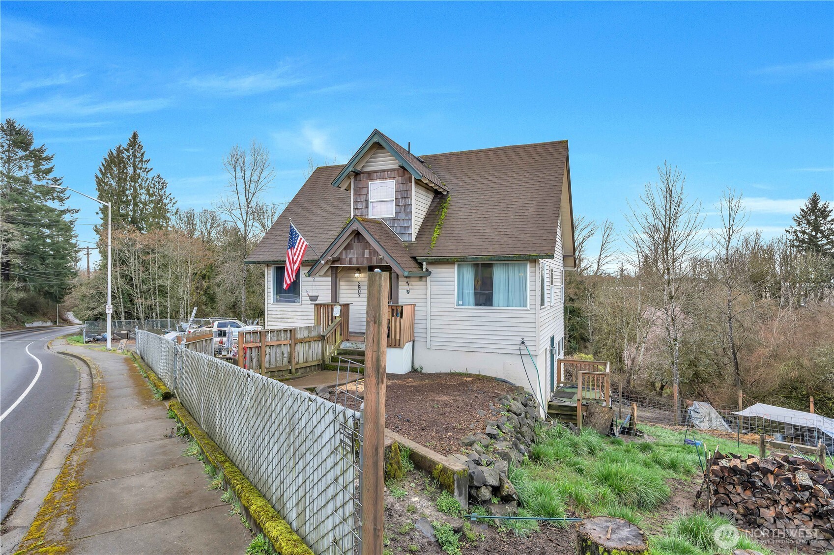 2907 Columbia Heights Road Longview WA 98632