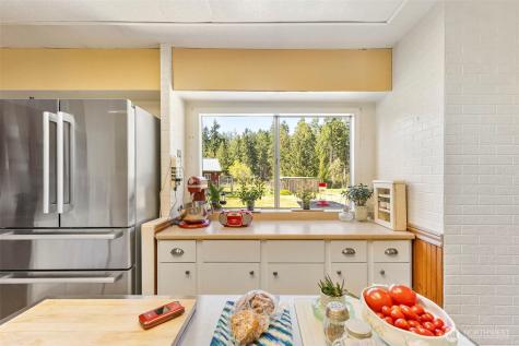 8262 Seabeck Highway NW Bremerton WA 98312