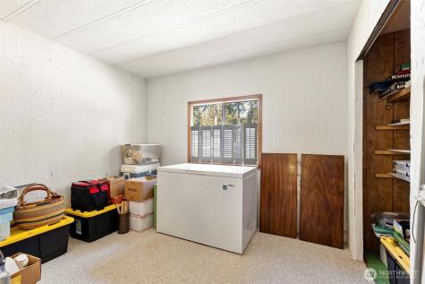 8262 Seabeck Highway NW Bremerton WA 98312