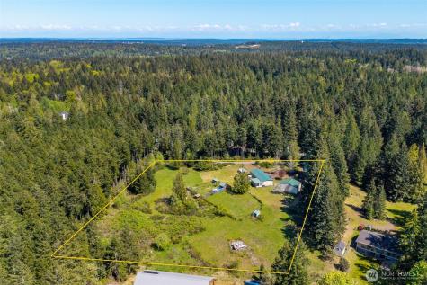 8262 Seabeck Highway NW Bremerton WA 98312