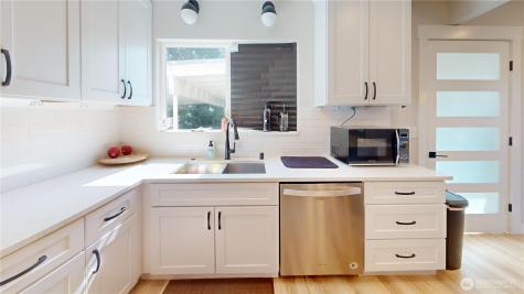 18830 108TH Renton WA 98055