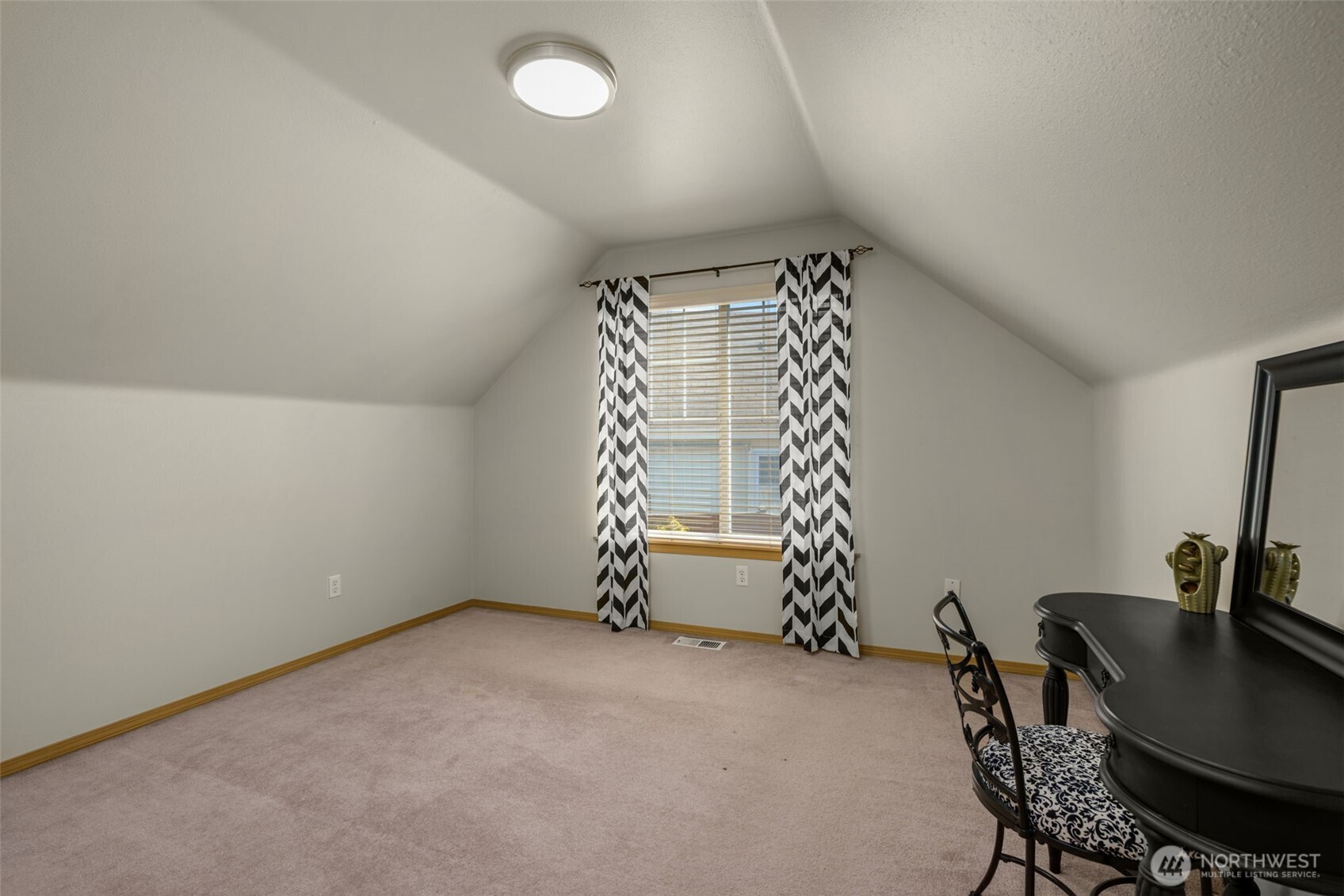 726 29th Avenue SE Puyallup WA 98374