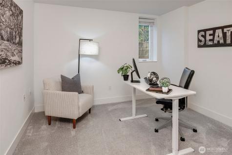 4274 NE 50th Street Seattle WA 98105