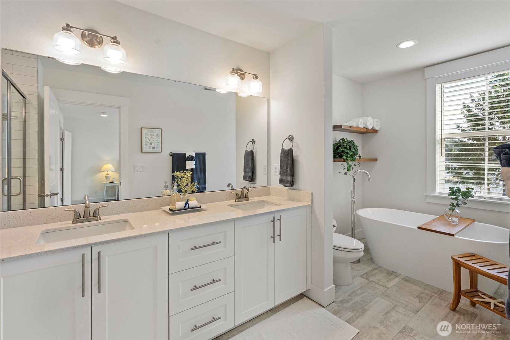 71 E Sullivan Allyn WA 98524