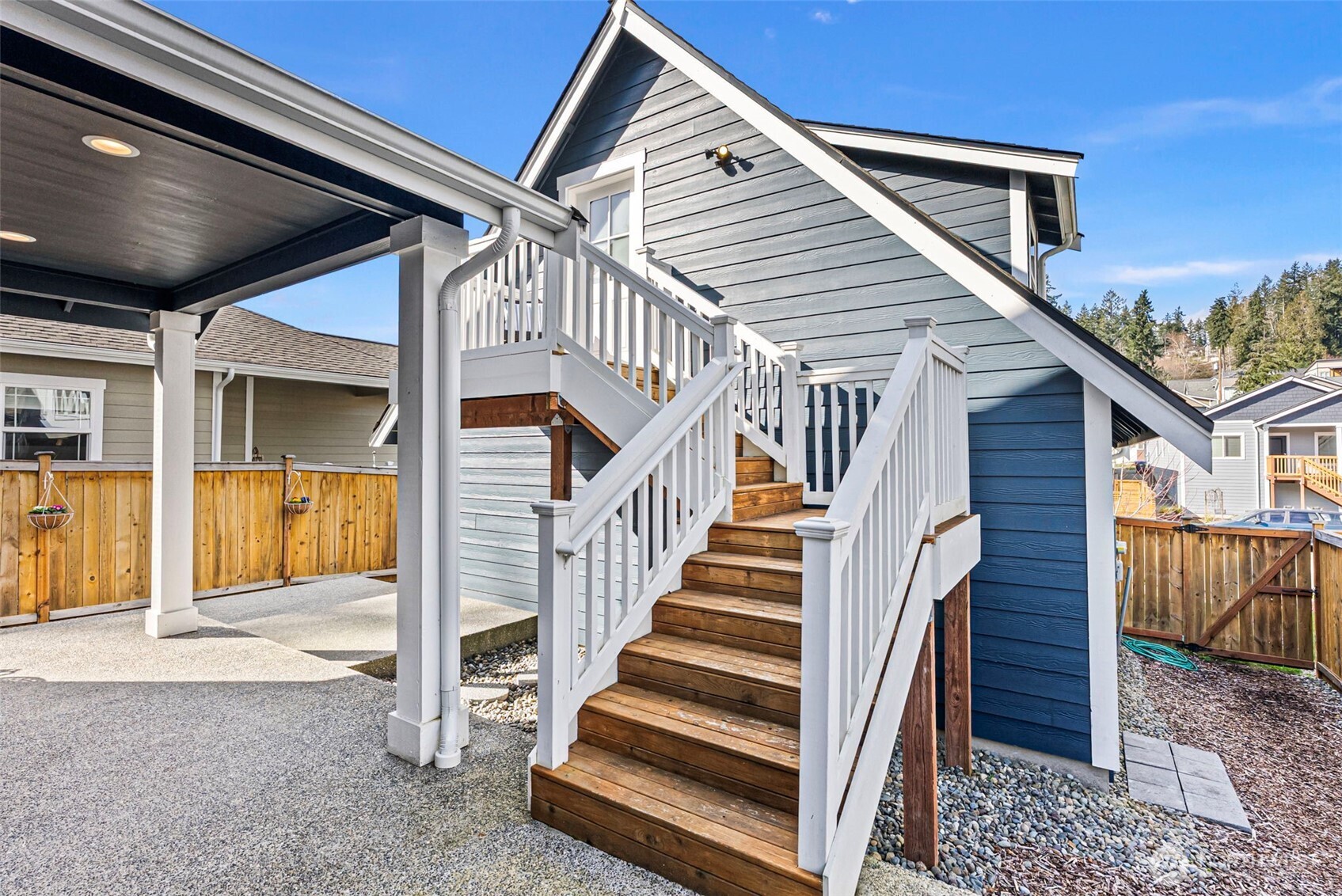 71 E Sullivan Allyn WA 98524