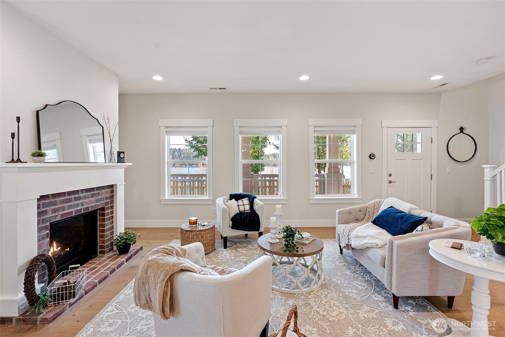 71 E Sullivan Allyn WA 98524