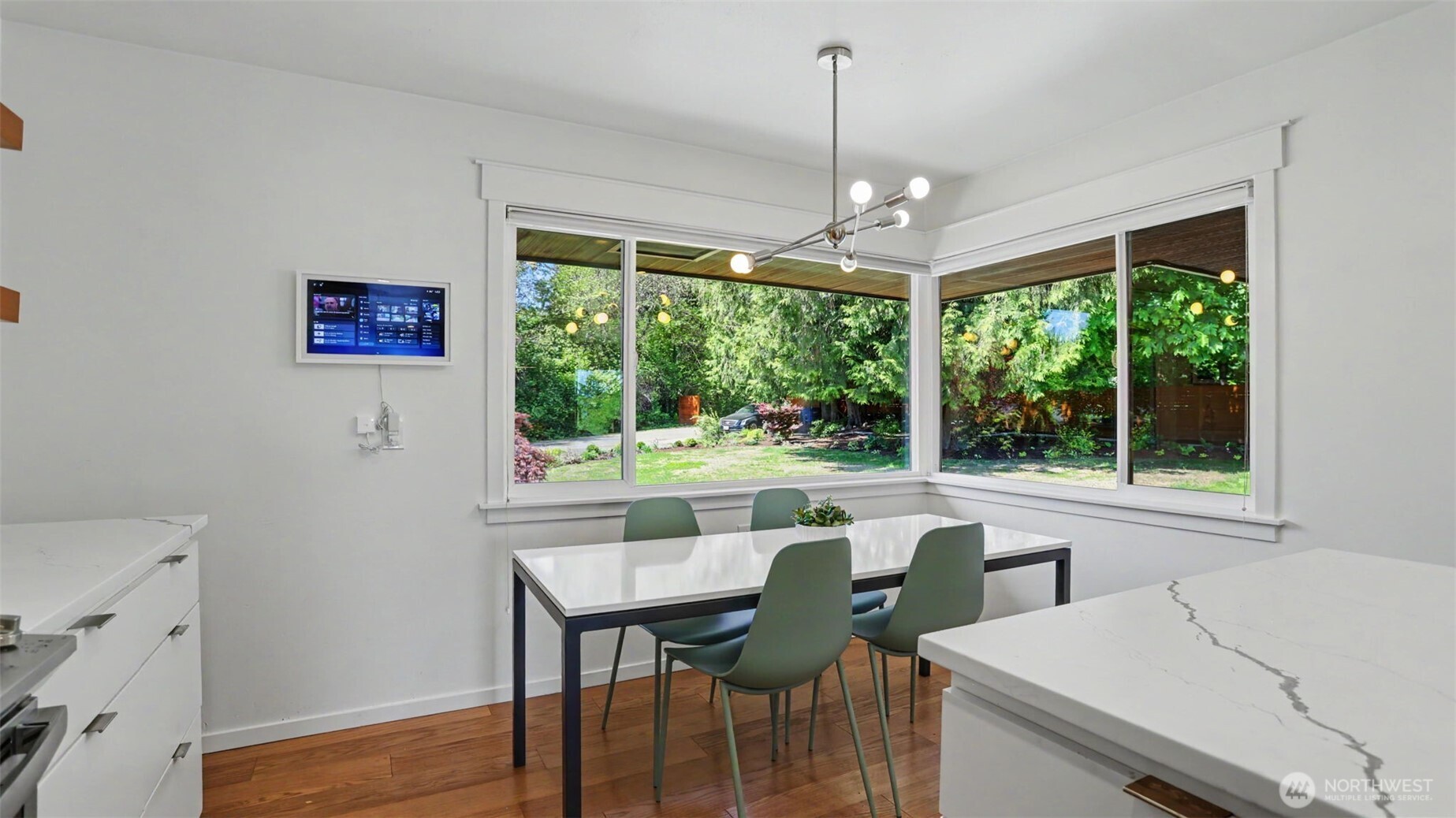 22010 34th Avenue S Seatac WA 98198