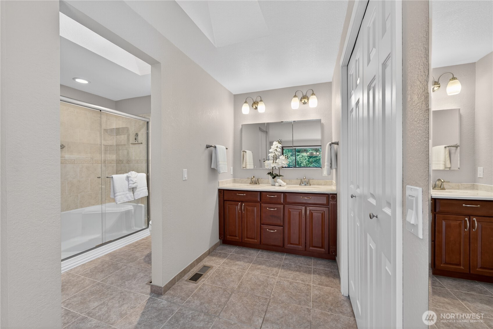 8611 191st Place SW Edmonds WA 98026