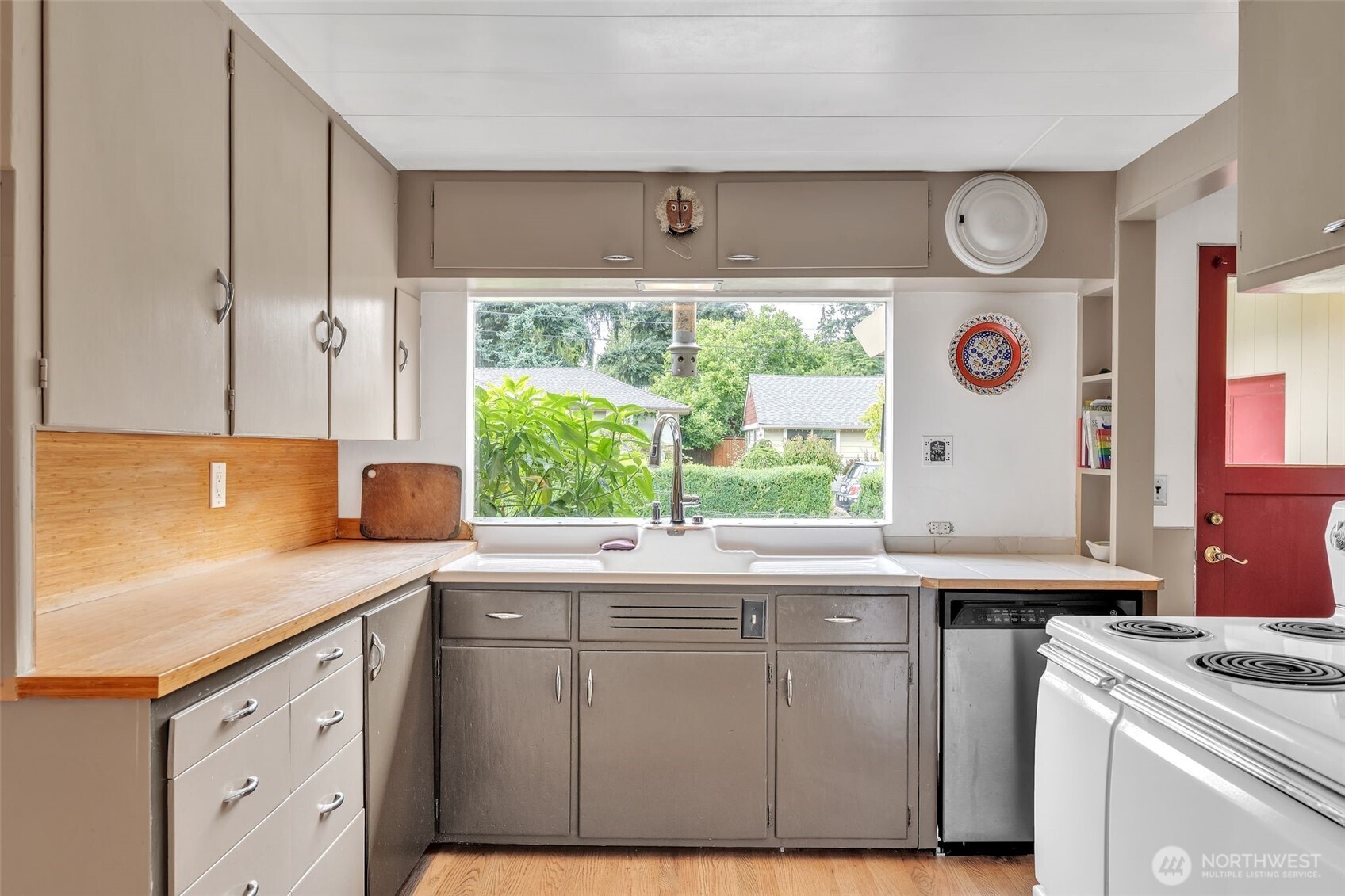 11521 Corliss Avenue N Seattle WA 98133