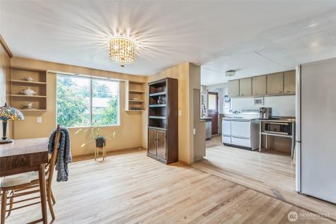 11521 Corliss Avenue N Seattle WA 98133