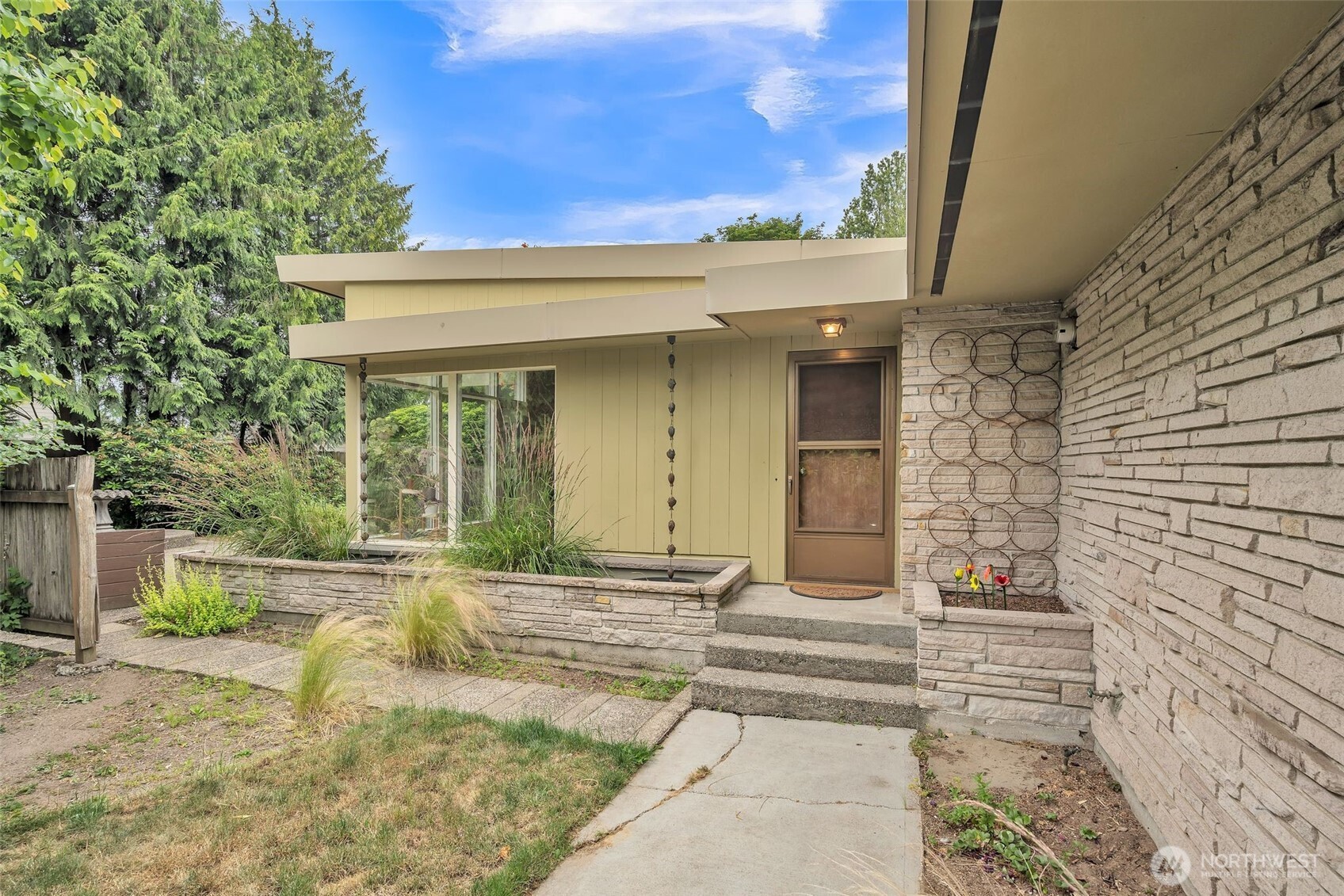 11521 Corliss Avenue N Seattle WA 98133