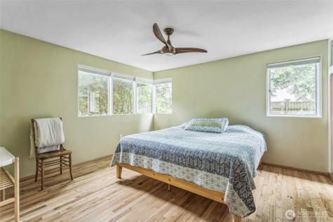11521 Corliss Avenue N Seattle WA 98133