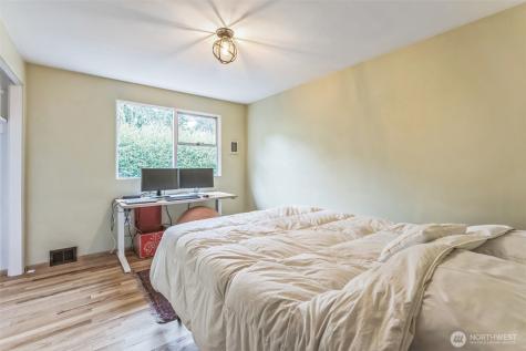 11521 Corliss Avenue N Seattle WA 98133