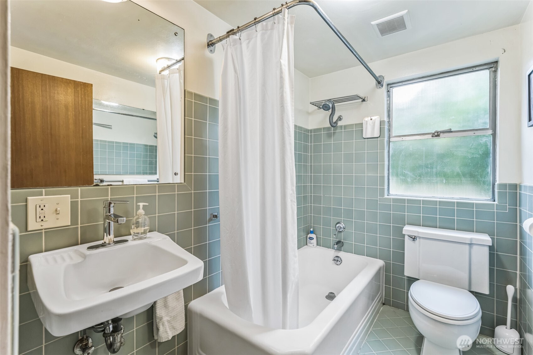 11521 Corliss Avenue N Seattle WA 98133
