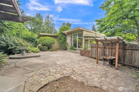 11521 Corliss Avenue N Seattle WA 98133