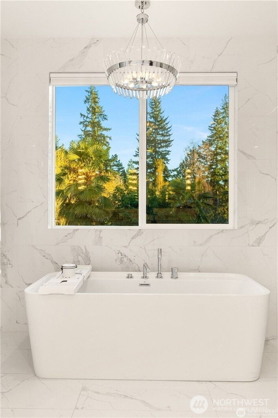 9215 NE 32nd Street Clyde Hill WA 98004
