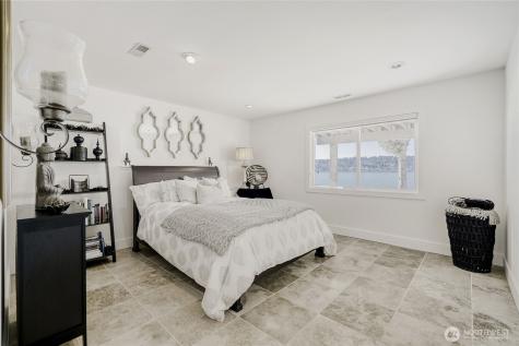 16035 Inglewood Road NE Kenmore WA 98028