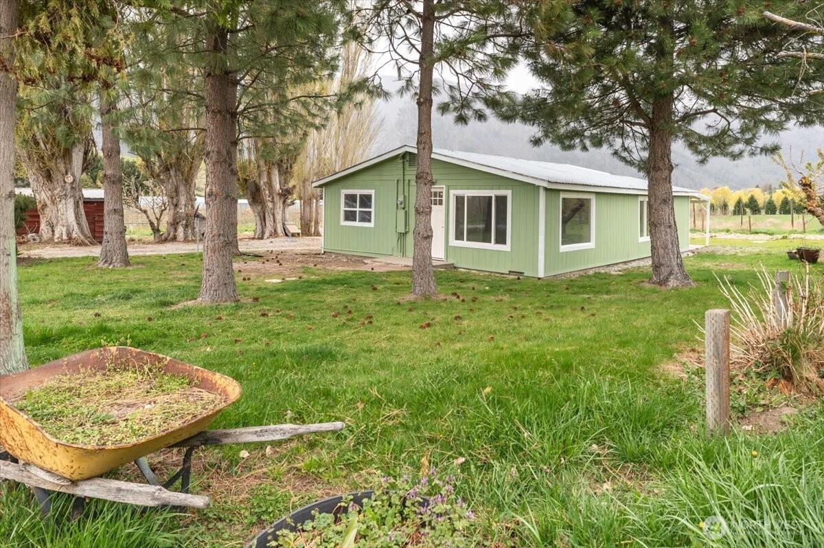 293 Barkley Road Manson WA 98831
