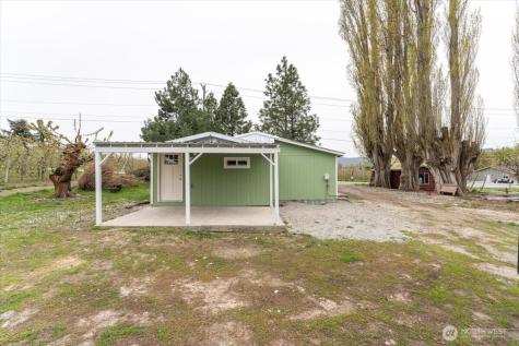 293 Barkley Road Manson WA 98831