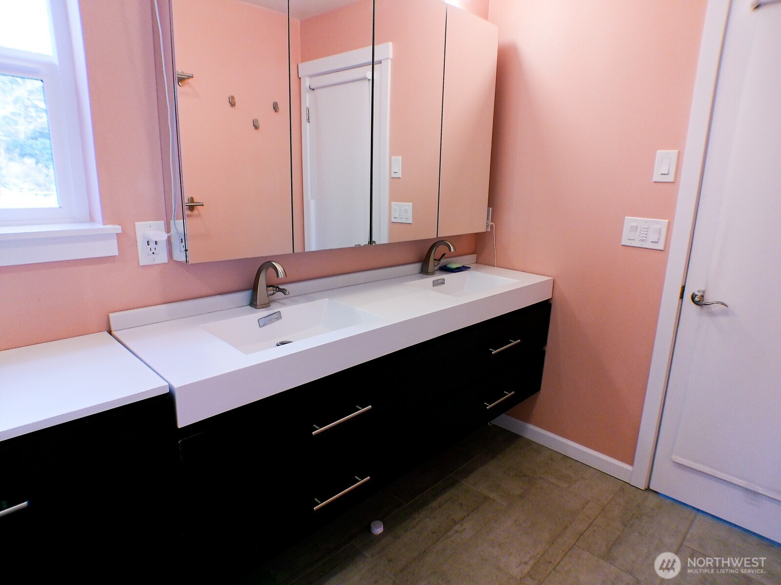 744 Evergreen Avenue Ocean Shores WA 98569