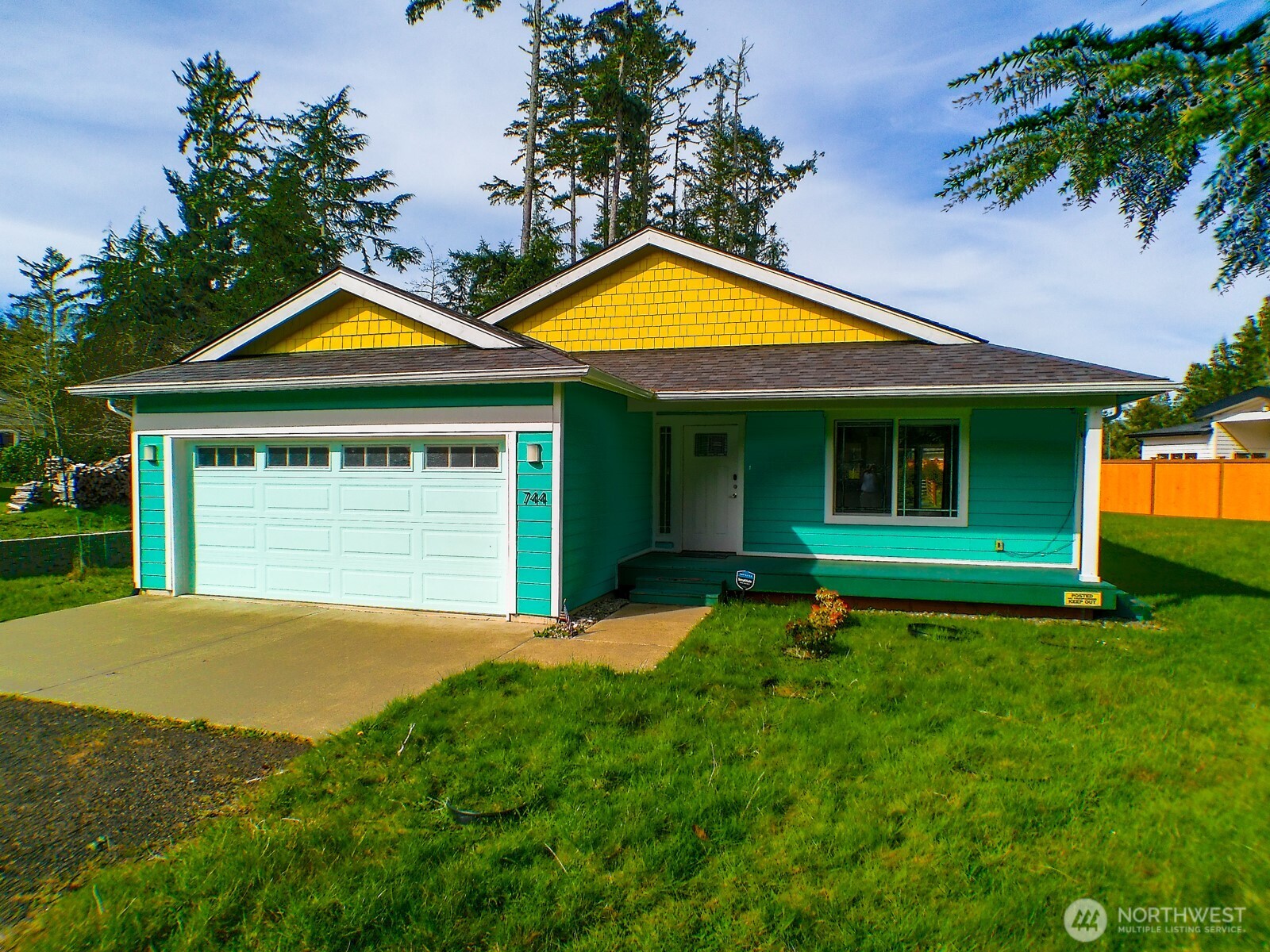 744 Evergreen Avenue Ocean Shores WA 98569