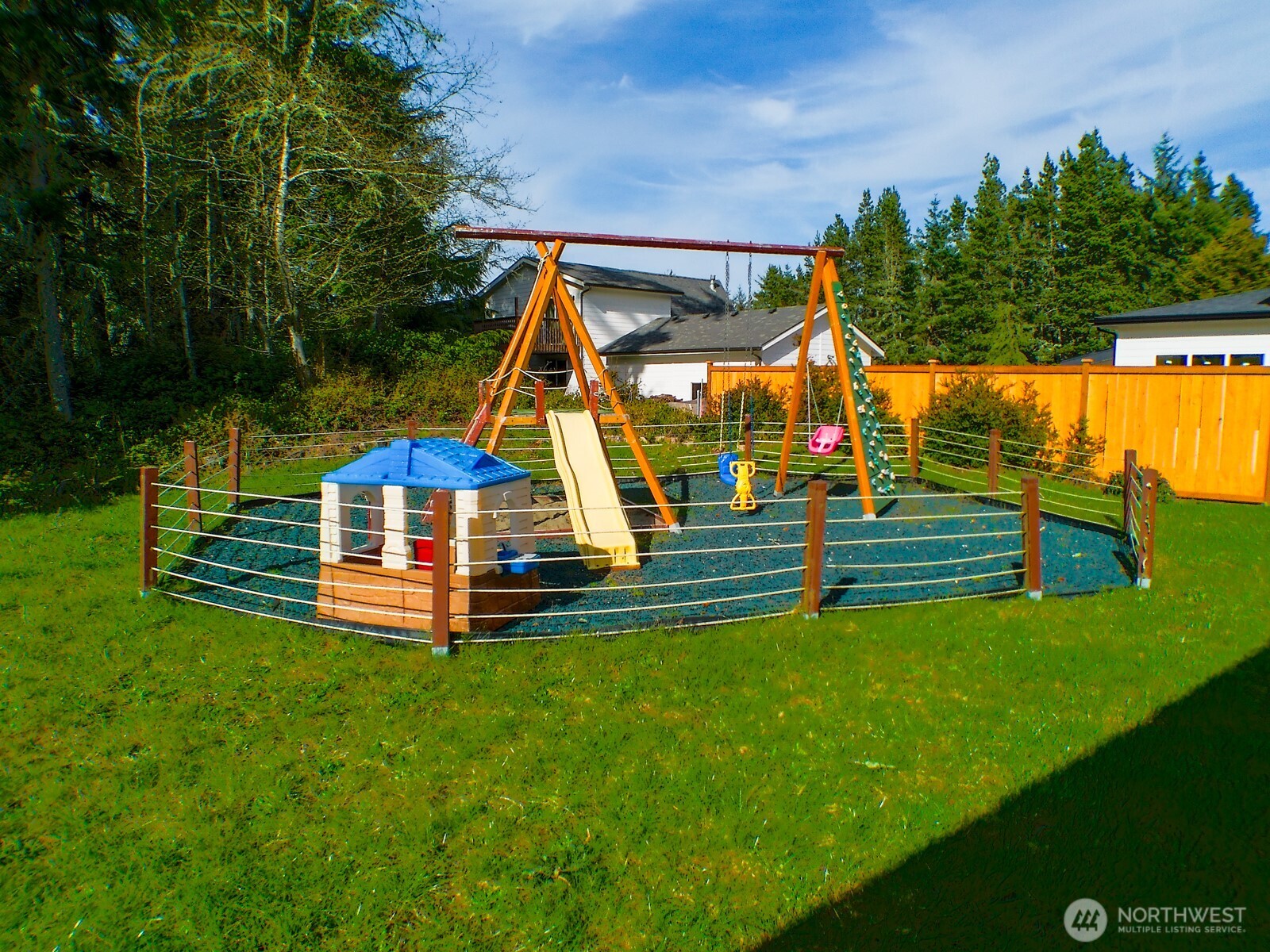 744 Evergreen Avenue Ocean Shores WA 98569