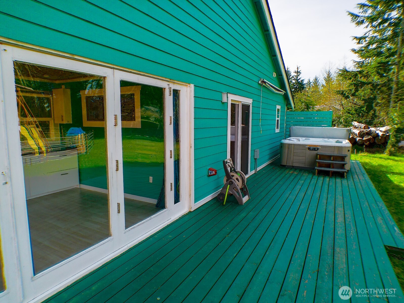 744 Evergreen Avenue Ocean Shores WA 98569