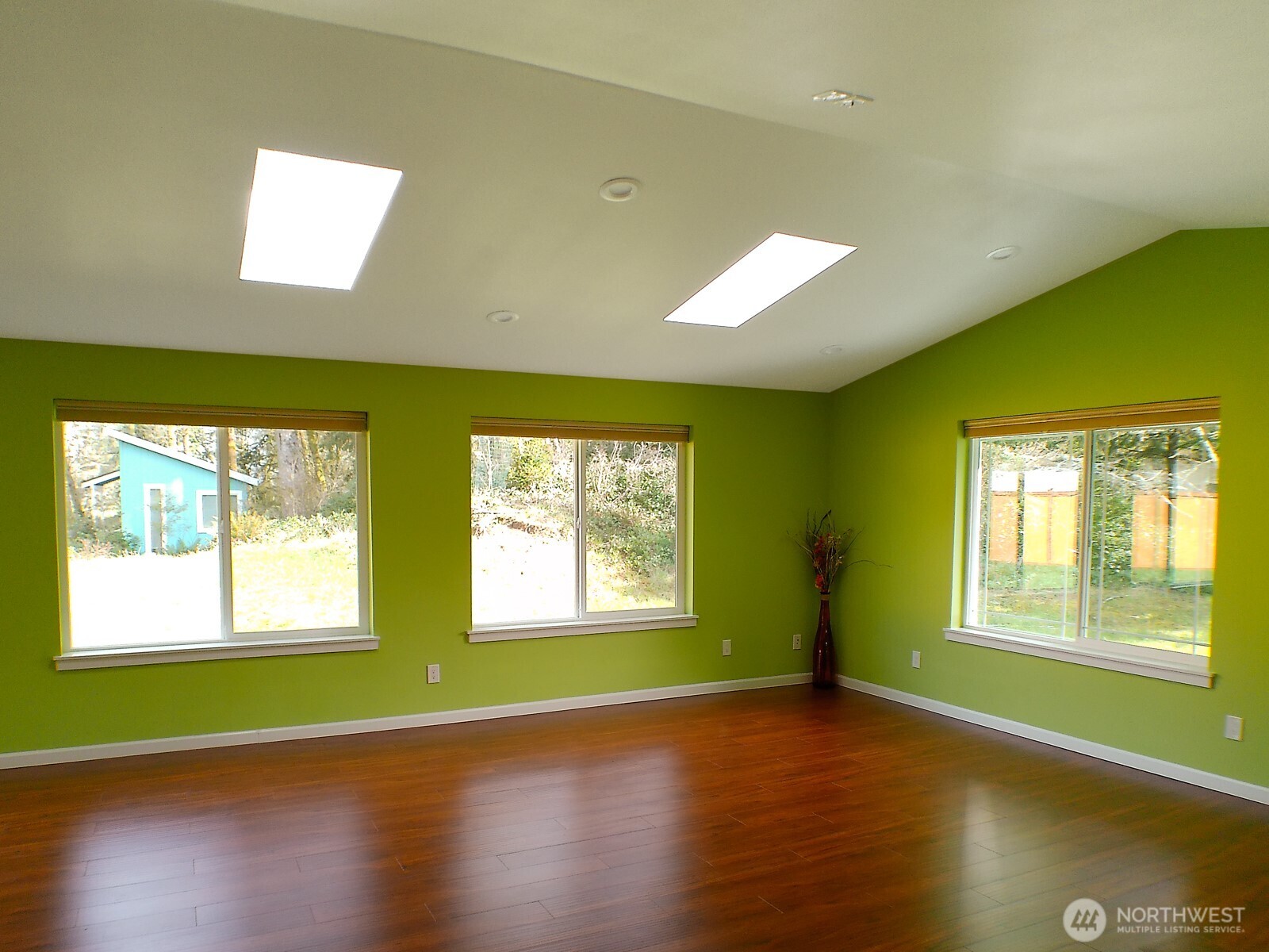 744 Evergreen Avenue Ocean Shores WA 98569