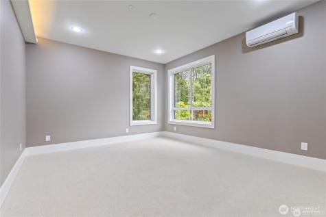 4413 NE 26 Place Renton WA 98059