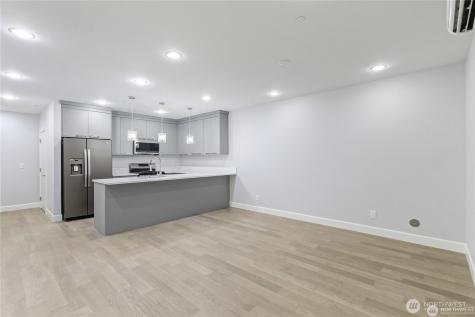 4413 NE 26 Place Renton WA 98059