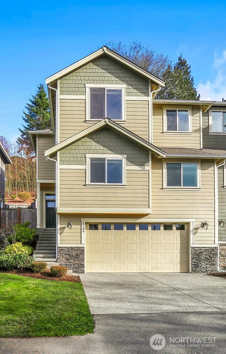 5209 Glenwood Avenue Everett WA 98203
