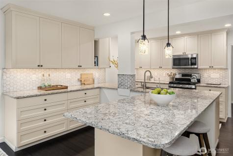 20819 NE 25th Street Sammamish WA 98074