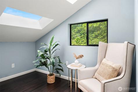 20819 NE 25th Street Sammamish WA 98074