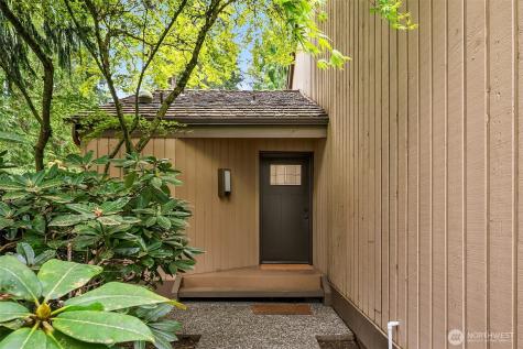 20819 NE 25th Street Sammamish WA 98074